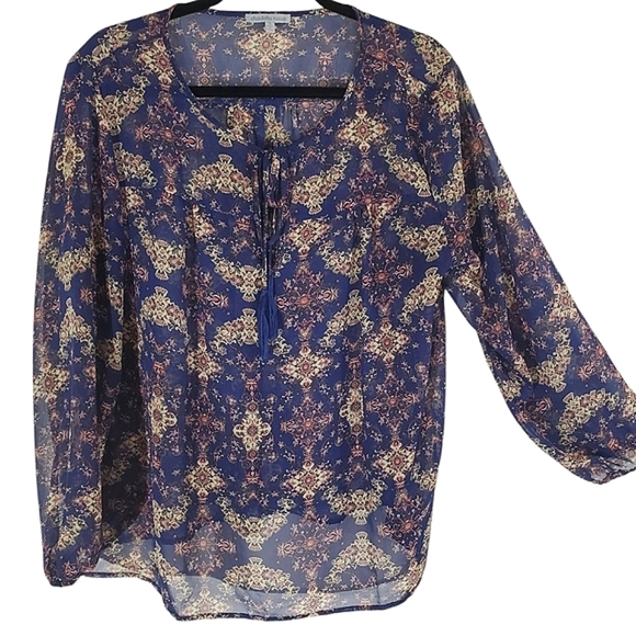 💢SOLD💢 CHARLOTTE RUSSE Woman's Top Size 1X  Floral Pint - Picture 1 of 5